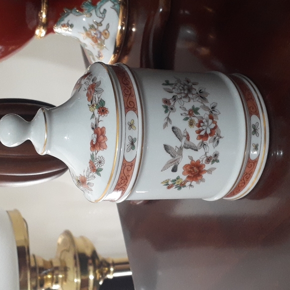 Vintage Vista Alegre Portugal Small Jar Magnolia - Picture 3 of 8